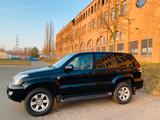 Toyota Land Cruiser 3.0 D-4D Automatik - - Toyota Land Cruiser Gebrauchtwagen in Hamburg