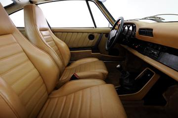 صورة مصغرة 13 لـ 1983 Porsche 911 URMODELL
