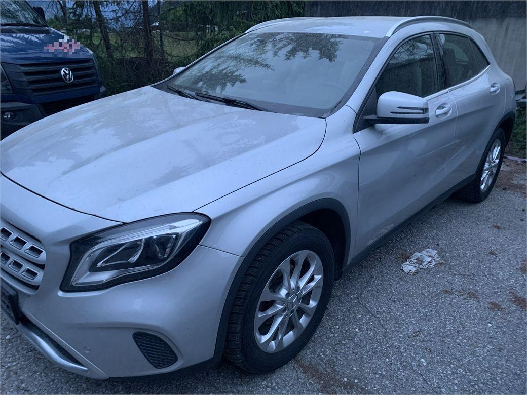 Mercedes-Benz GLA 200 CDI 4Matic Automatik NAVI Klima Euro6