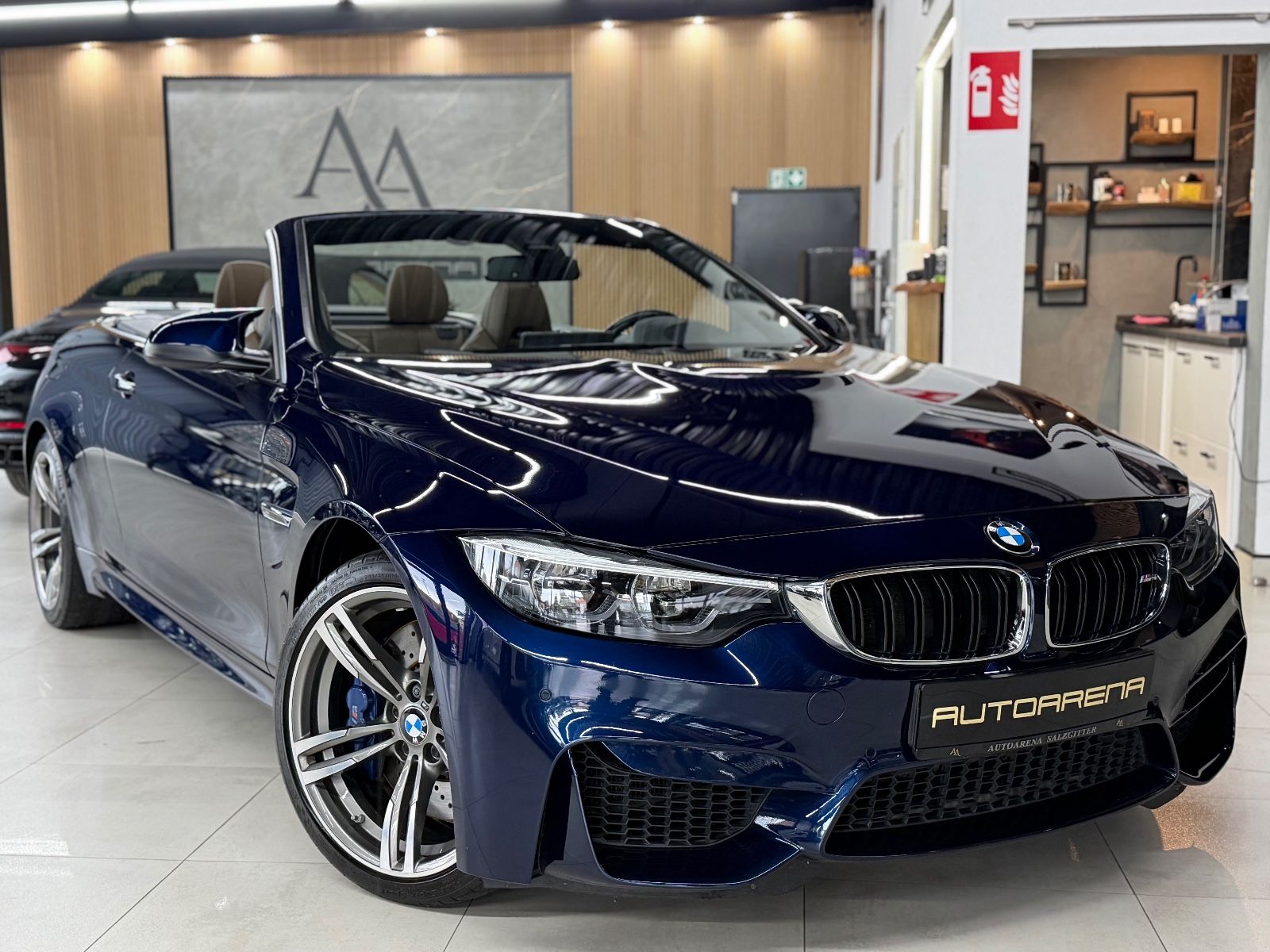 BMW M4 Cabrio*LED*H-UP*H&amp;K*