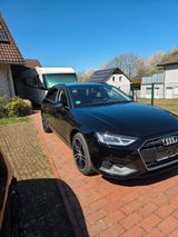 Audi A4 Avant 35 TDI el. Heckklappe PDC vorn und hint - Audi A4: Schwarz