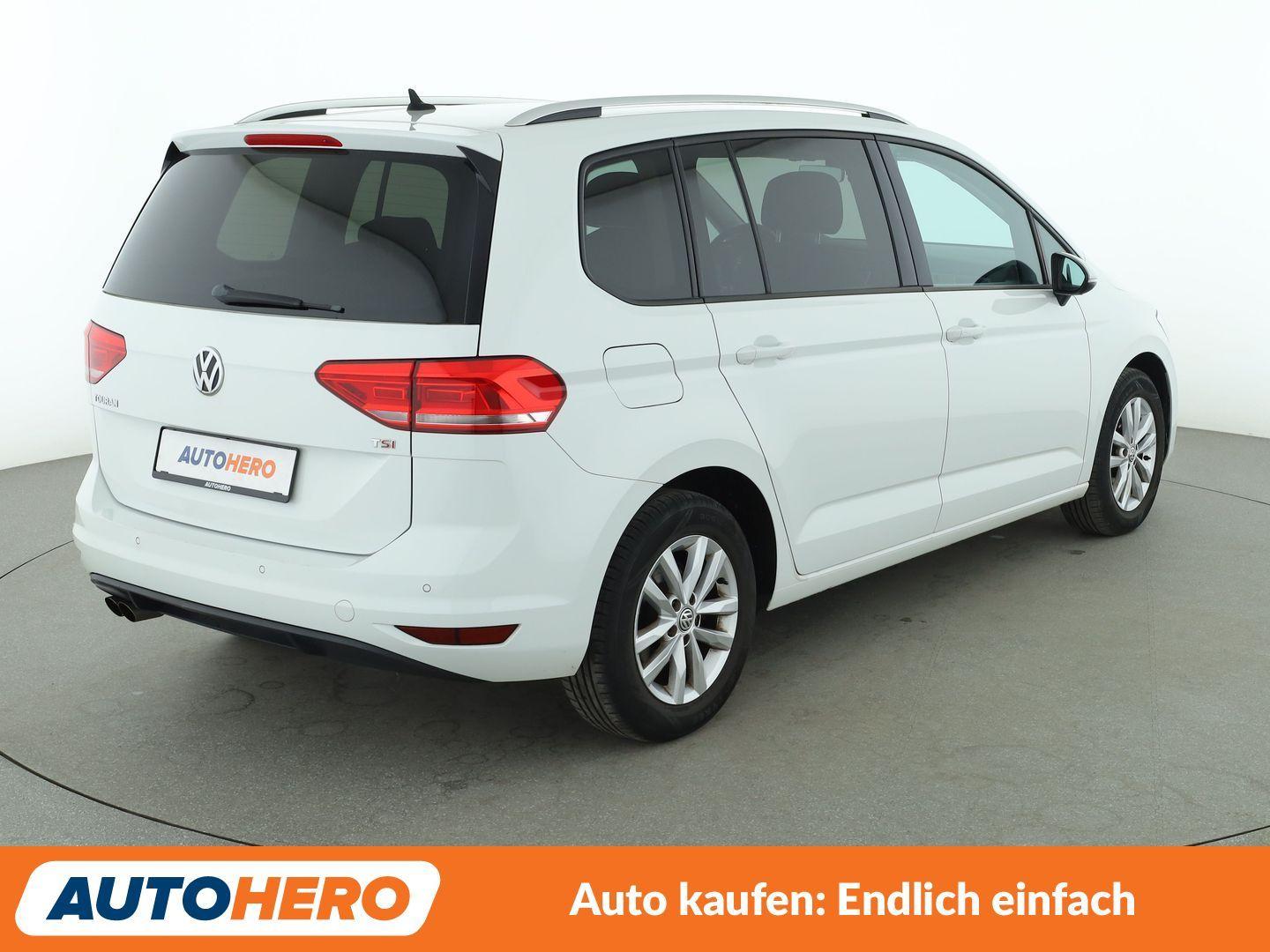 Volkswagen Touran 1.4 TSI Comfortline BlueMotion Tech *NAVI