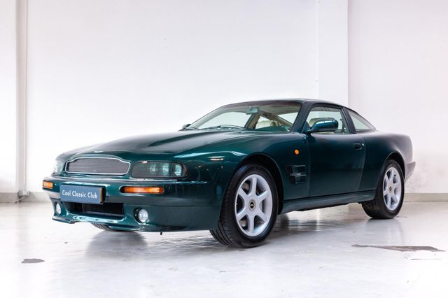 Aston Martin V8 Coupé - Sunroof - LHD - Swiss Delivered -