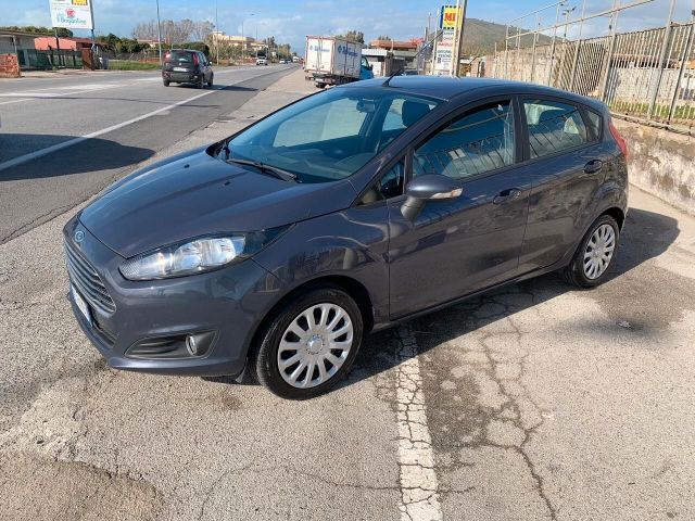 Ford Fiesta 1.5 TDCi 75CV 5 porte Titanium