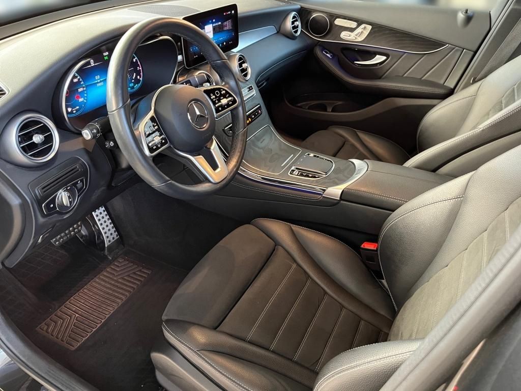 Fahrzeugabbildung Mercedes-Benz GLC 300 4M Coupé AMG ACC Memory LED-ILS Kamera