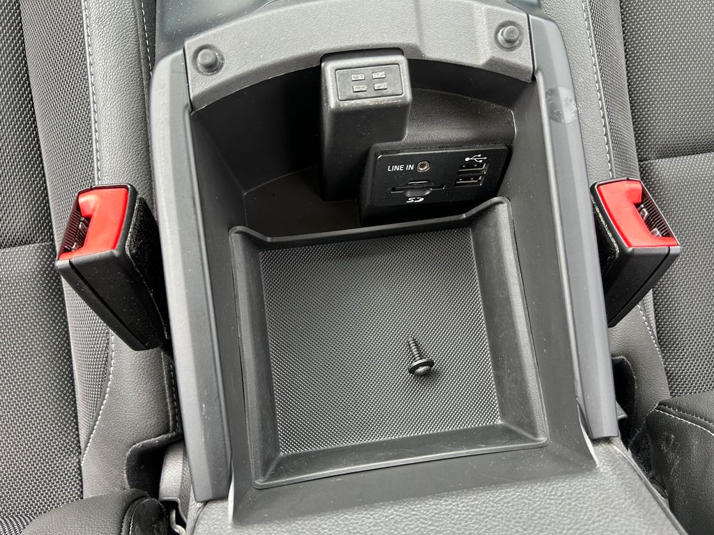 Car Image 23