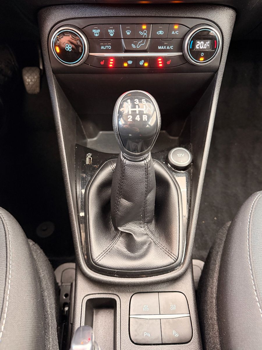 Fahrzeugabbildung Ford Fiesta Cool & Connect *Kamera*Sitzheizung*