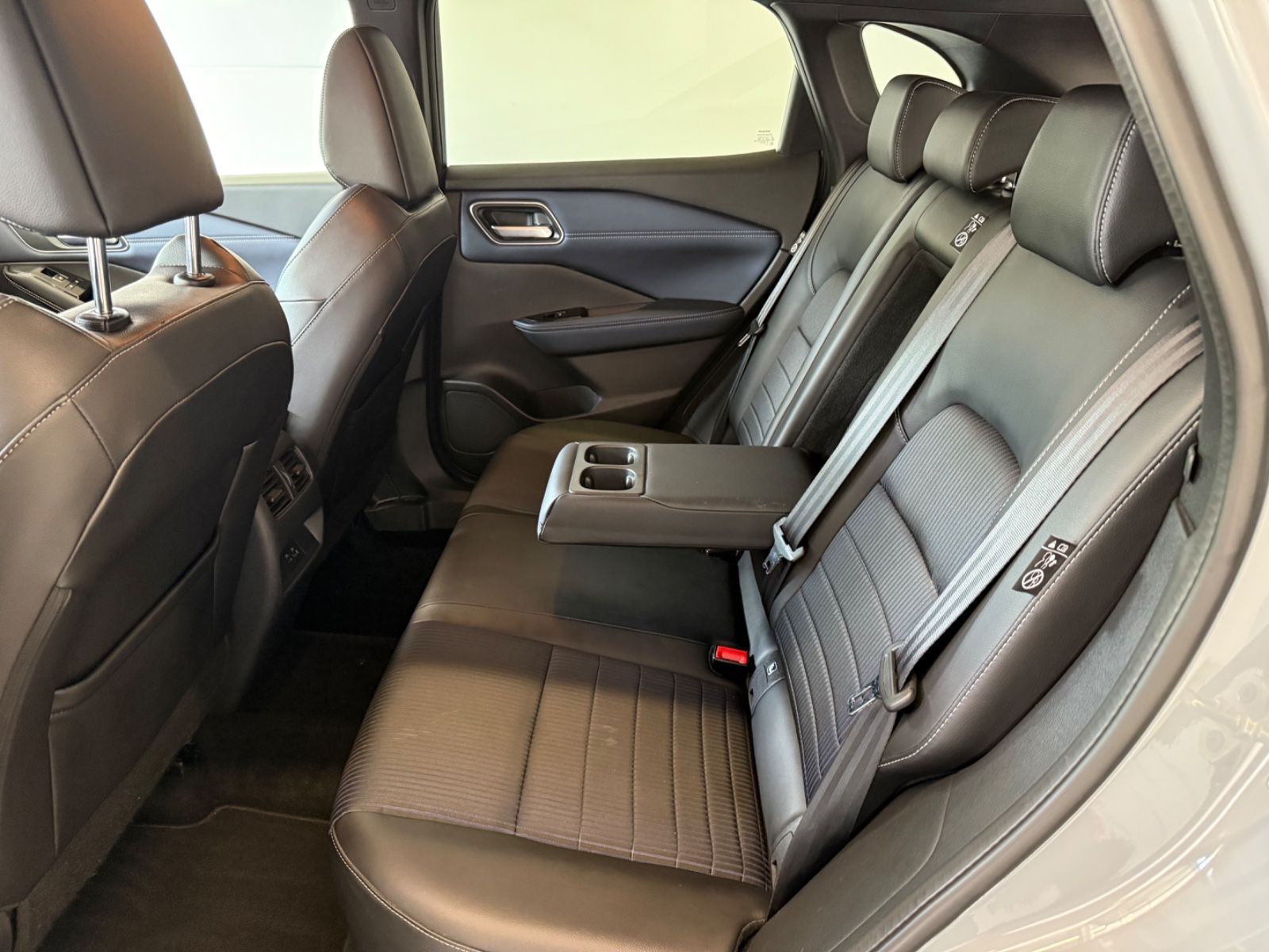 Fahrzeugabbildung Nissan Qashqai Tekna ALLRAD, 360° Kamera, Navi, WP.