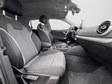 Audi Q2 35 TFSI S tronic NAVI KAM SPORTSITZ SHZ - Audi Q2 aus 2025