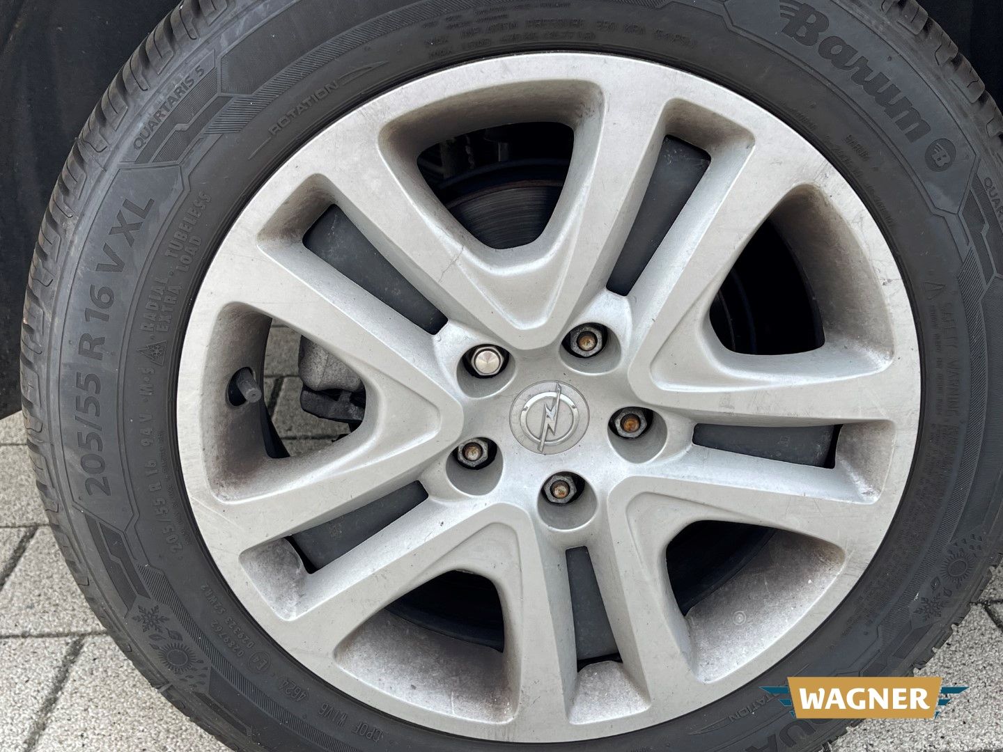 Fahrzeugabbildung Opel Astra Sports Tourer Edition  Abgasreinigung defe