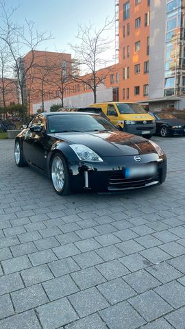 Nissan 350Z Premium Pack