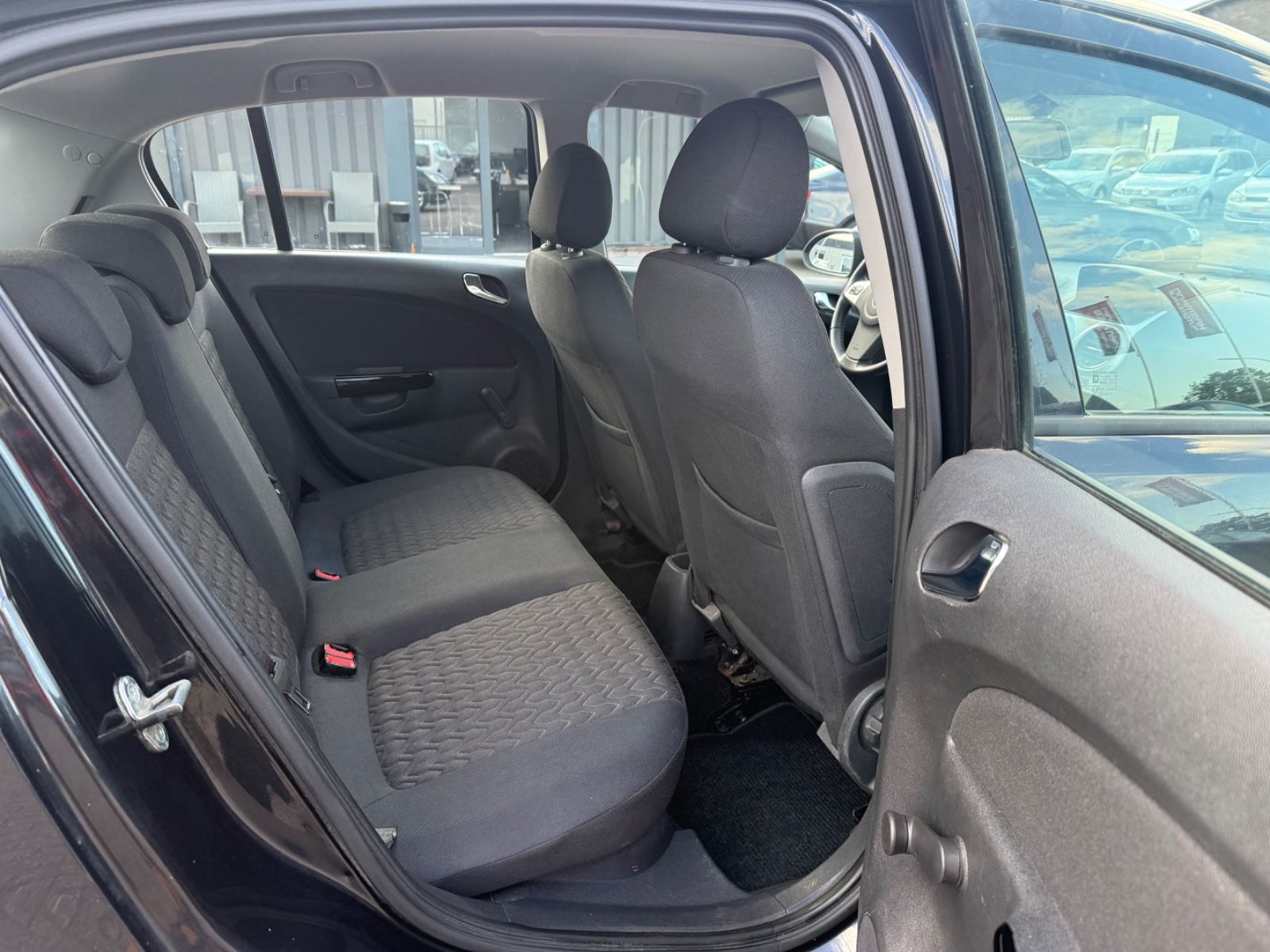 Corsa D Active*1.4-86-PS*2.HAND*5-TÜREN*TÜV NEU