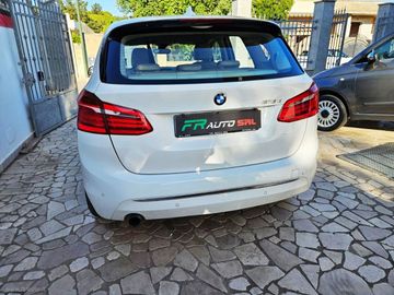 BMW 218 Active Tourer - 8