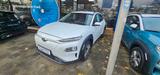 Hyundai KONA EV Premium LED Navi Camera Head-Up 150 kW ( - Hyundai KONA: Standheizung