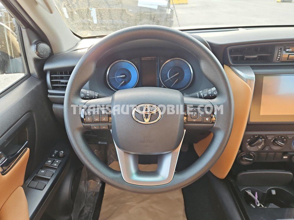 Toyota Fortuner 2.4L TD-EXPORT OUT EU imagem 2