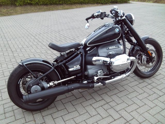 BMW R 18 Bobber, J&H Klappenauspuff