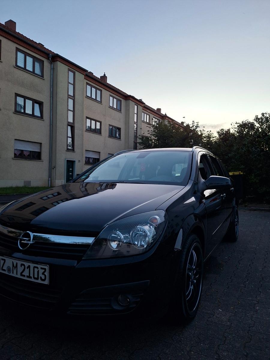 Opel Astra 2006 — photo 7