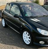 Peugeot 206 S16 2.0 16V low mileage.. - Peugeot 206 S16 mit Benzin-Antrieb