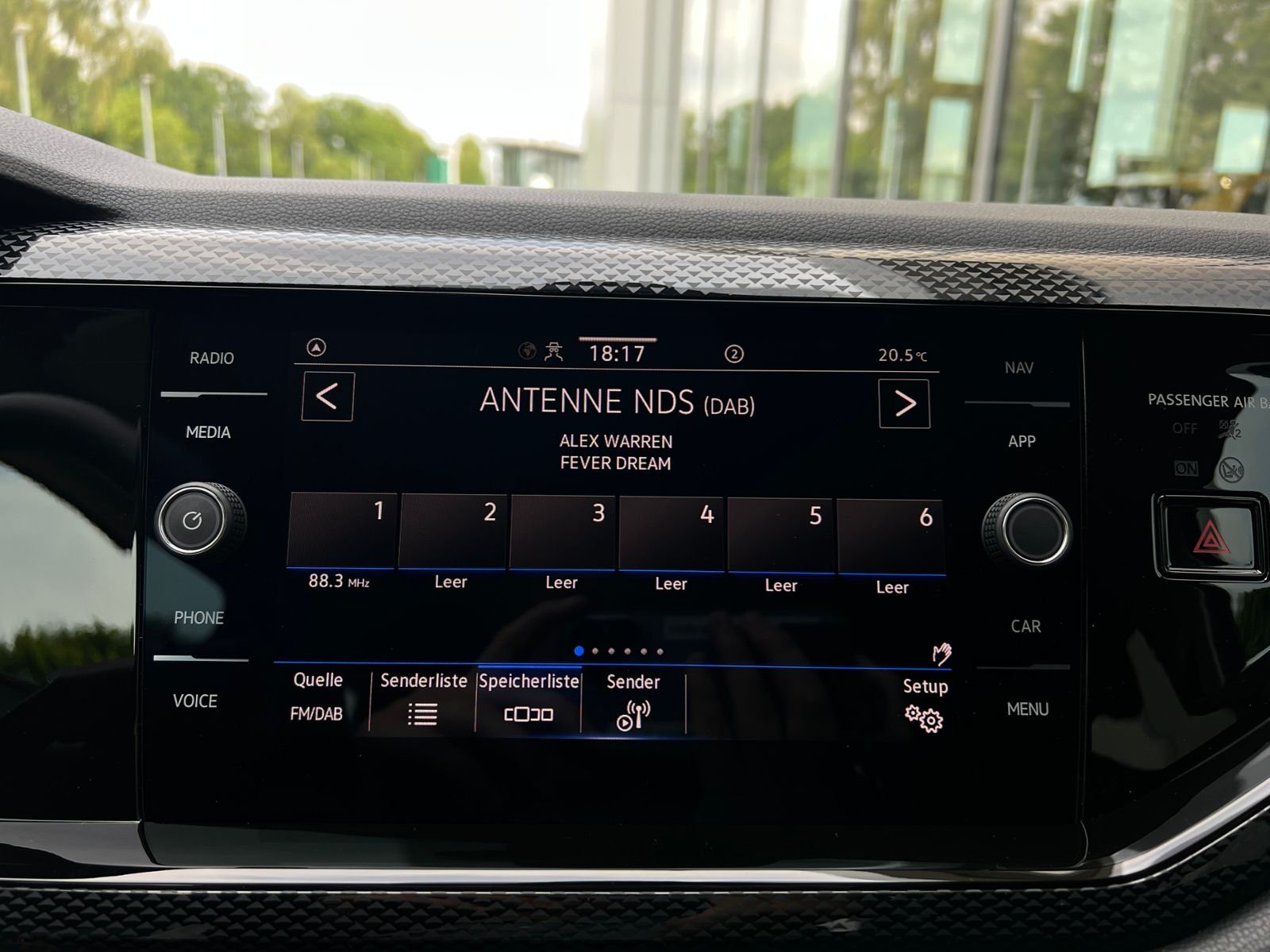 Fahrzeugabbildung Volkswagen Taigo Life 1,0 l TSI DSG *LED, App-Connect, Kame