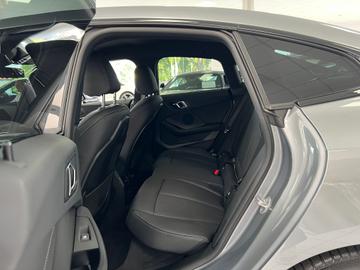 صورة مصغرة 22 لـ 2023 BMW M235