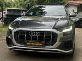 Audi SQ8 TFSI quattro Matrix,Panorama,Keyless,360° - Audi SQ8 Gebrauchtwagen in Berlin