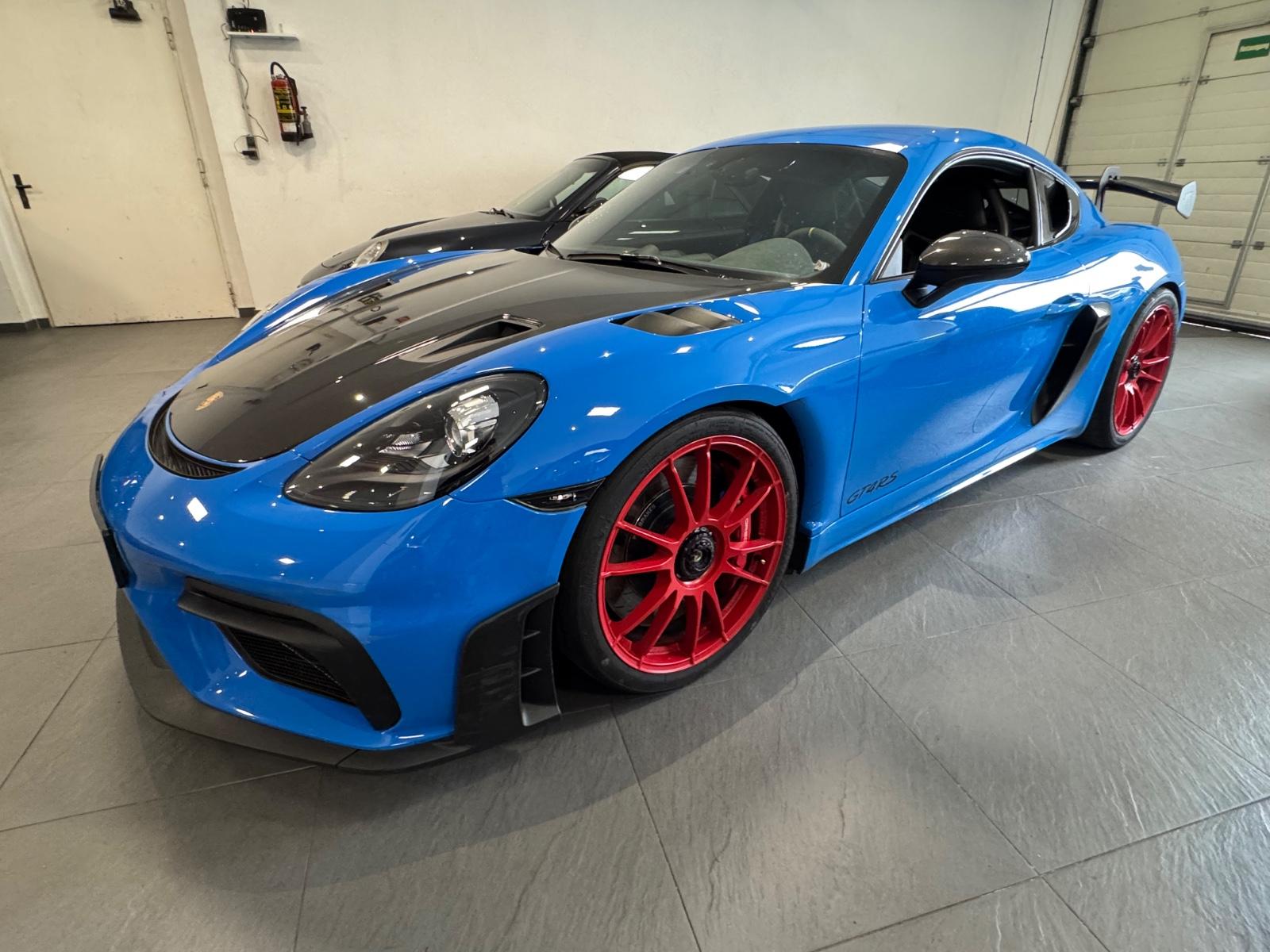 Porsche 718 Cayman GT4 RS Weissach Paket Liftsystem