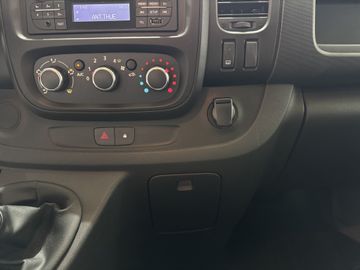 Renault Trafic Kasten L1H1 LED