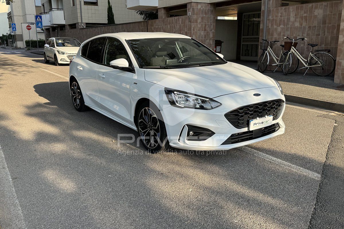 Ford FORD Focus 1.0 EcoBoost Hybrid 155 CV 5p. ST-Lin imagem 3
