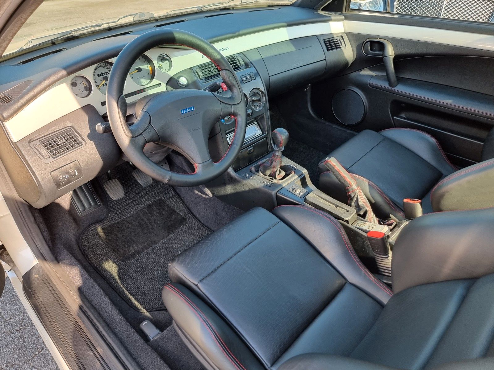 Fahrzeugabbildung Fiat Coupe Turbo/Neuwagen aus erster Hand/7.450 km!