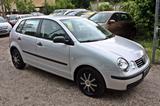 Volkswagen Polo IV Basis / TÜV/AU 07/2026 - Volkswagen Polo aus 2003 mit Benzin-Antrieb: Kleinwagen, Klimaanlage