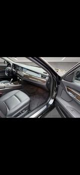 BMW Auto BMW 730 - BMW 730 aus 2010