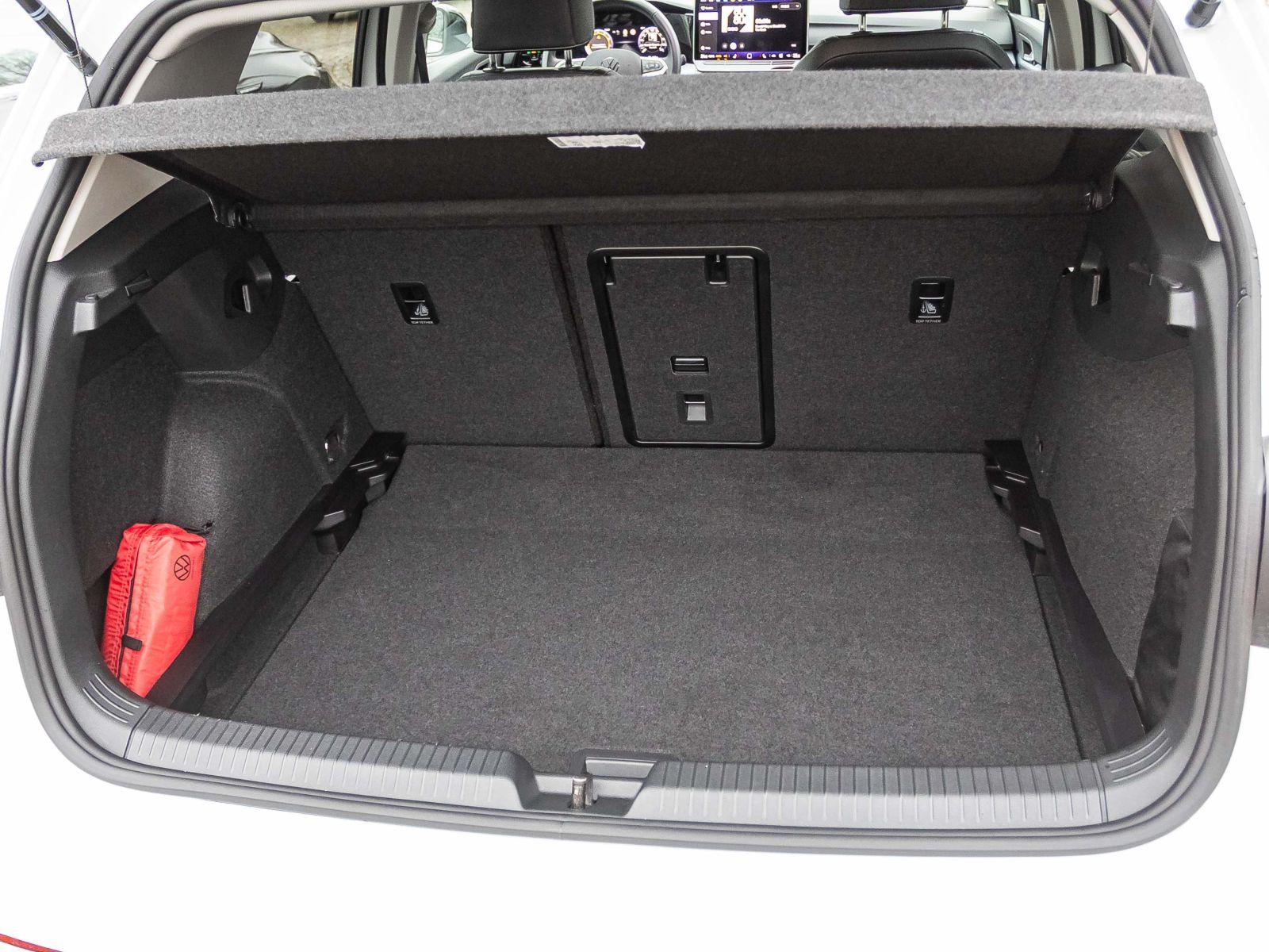 Volkswagen Golf VIII 1.5 eTSI Goal DSG LED CarPlay ACC EPH, миниатюра 15