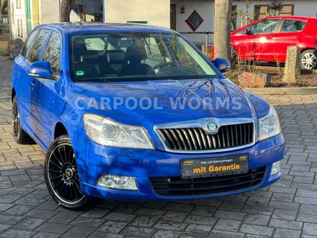 Skoda Octavia Combi DSG Ambiente TOUCH-NAVI+XENON+AHK