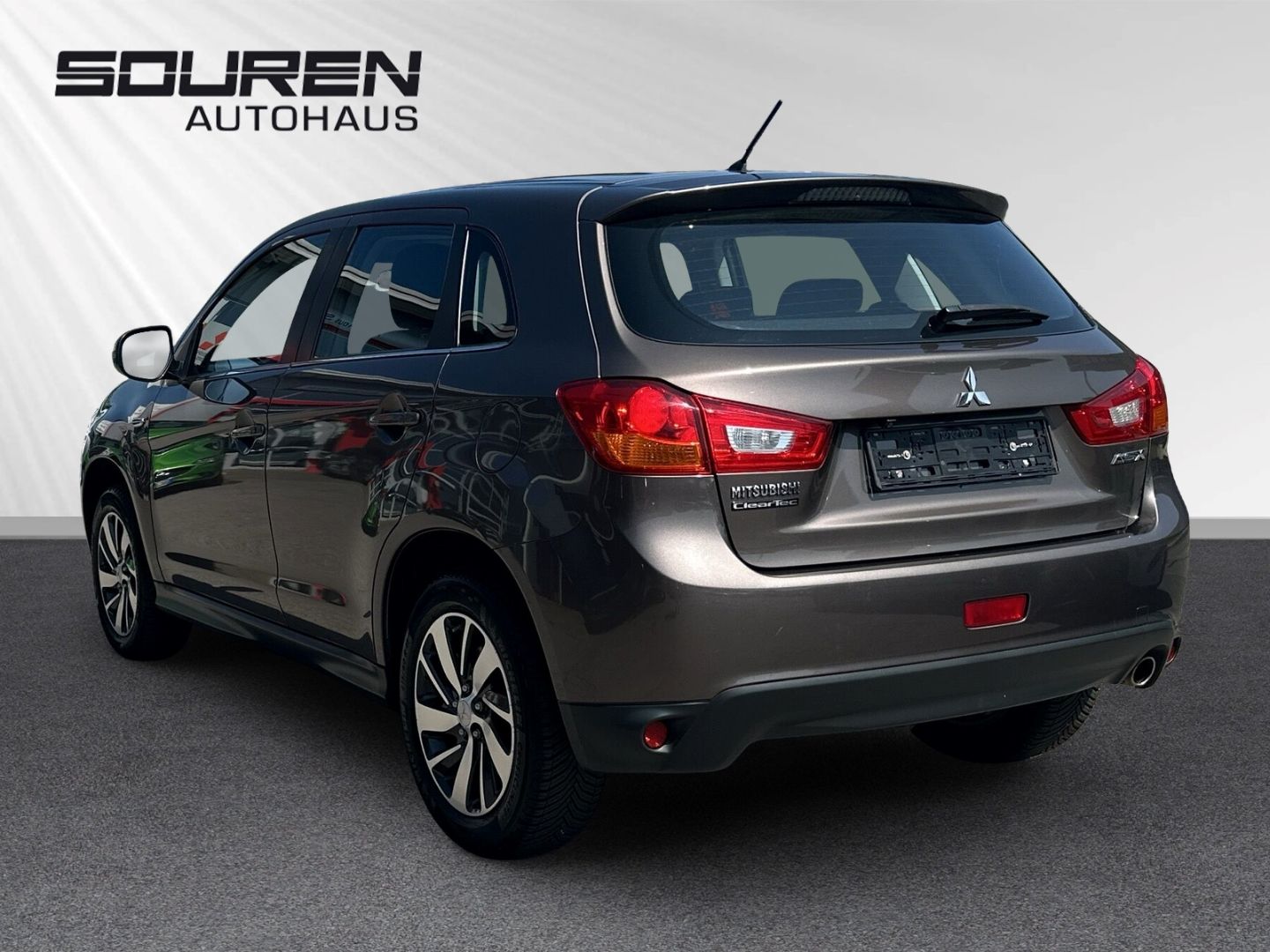Fahrzeugabbildung Mitsubishi ASX Kollektion 2WD MIVEC 1.6 Klassik + Klimaauto