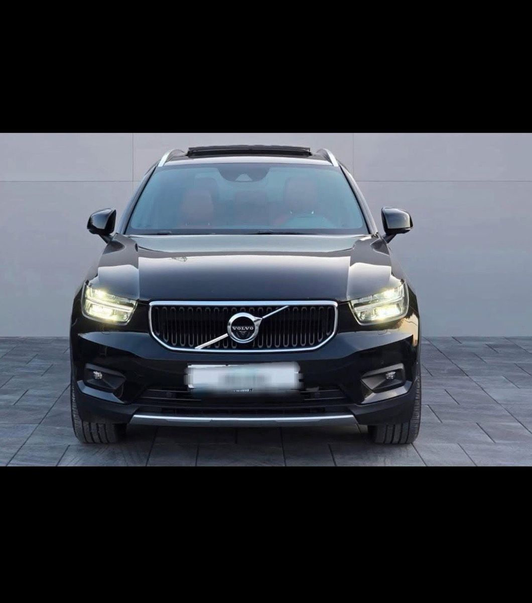 VOLVO XC 40