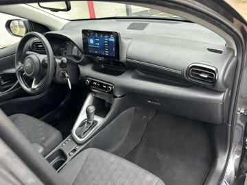 Toyota Yaris - 12
