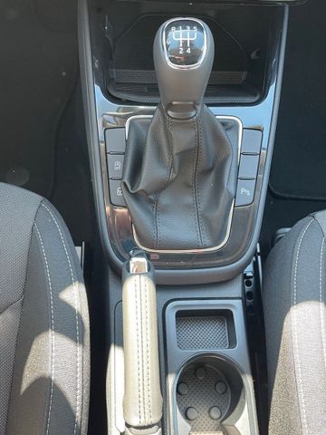 Skoda Fabia 1.0 Tour *2xPDC*Bi-LED*CAM*SHZ*TEL*KESSY*