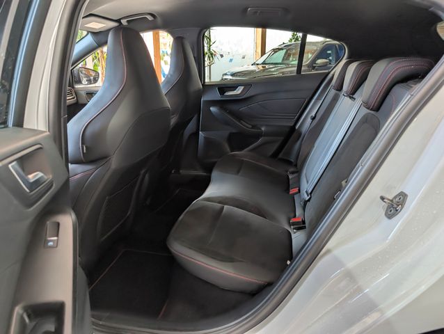 Ford Focus ST 5-trg.