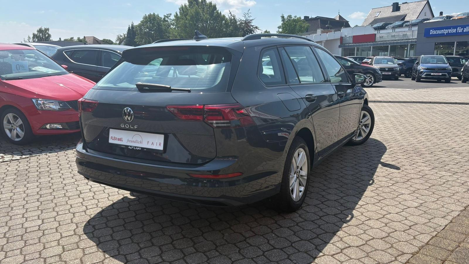 Volkswagen Golf VIII Variant 1.0 TSI Life LED Navi ACC PDC, миниатюра 5