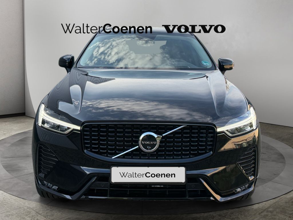 VOLVO XC60 B5 B AWD Ultra Dark Harman/Kardon 360° VOLVO XC60 B5 B AWD Ultra Dark Harman/Kardon 360°