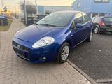 Fiat Punto 1.4 16V Dynamic - Fiat Punto: Blau
