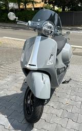 Vespa GTS 300 Super Tech - VESPA 300