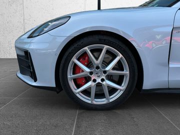 Porsche Panamera - 6