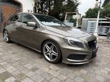 Mercedes-Benz A 200 Automatik 2Hd AMG Paket Navi Xenon TOP - : Grau, Ambiente-Beleuchtung, Kleinwagen