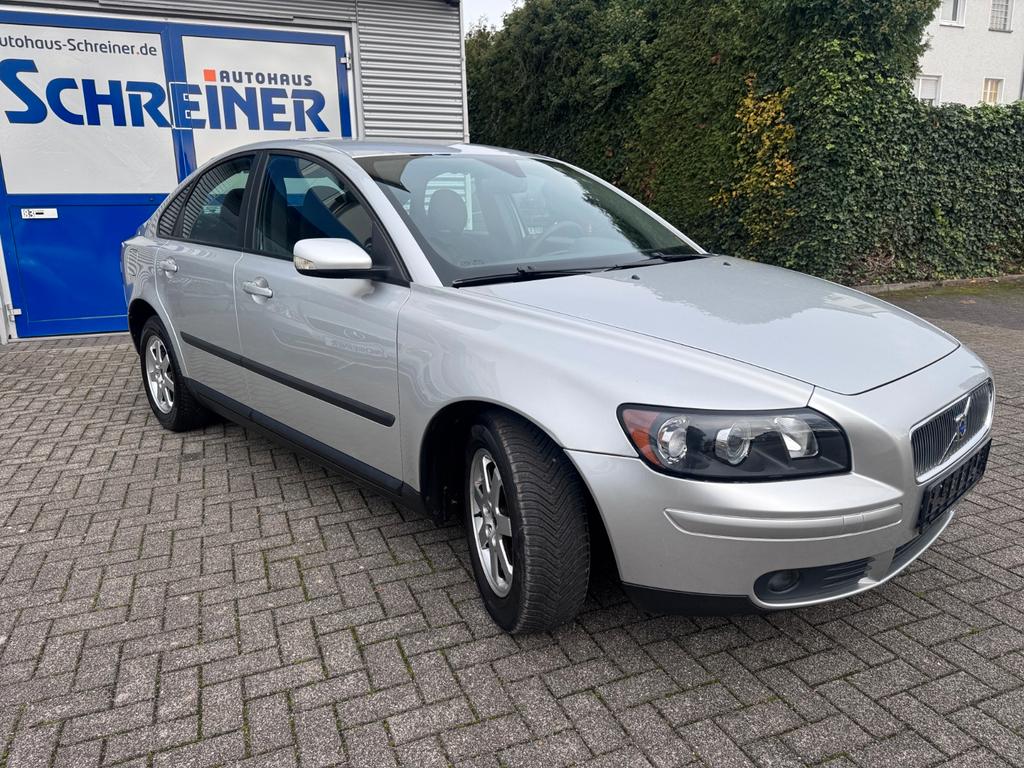 Volvo S40
