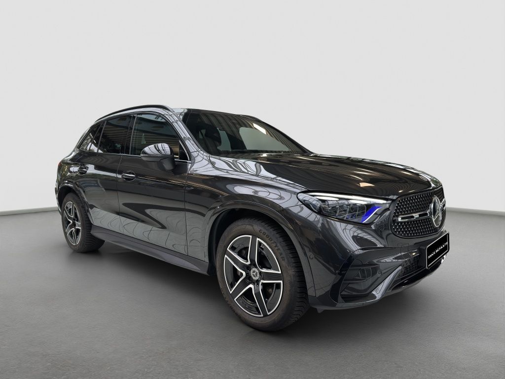 Fahrzeugabbildung Mercedes-Benz GLC 200 4MATIC AMG Line*NightPaket*DIGITAL Light