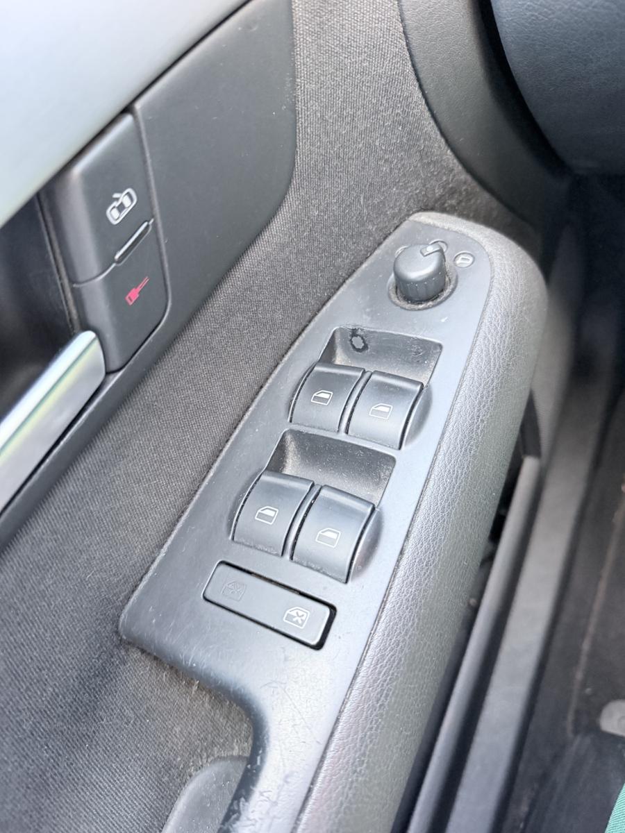 Audi A4 2007 — photo 11
