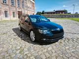 Skoda Superb 2.0 TDI Green tec DSG Elegance Combi ...