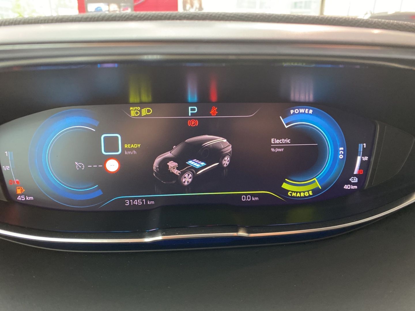 Fahrzeugabbildung Peugeot 3008 Hybrid 225 Roadtrip 1.6 Plug-In EU6d Navi d