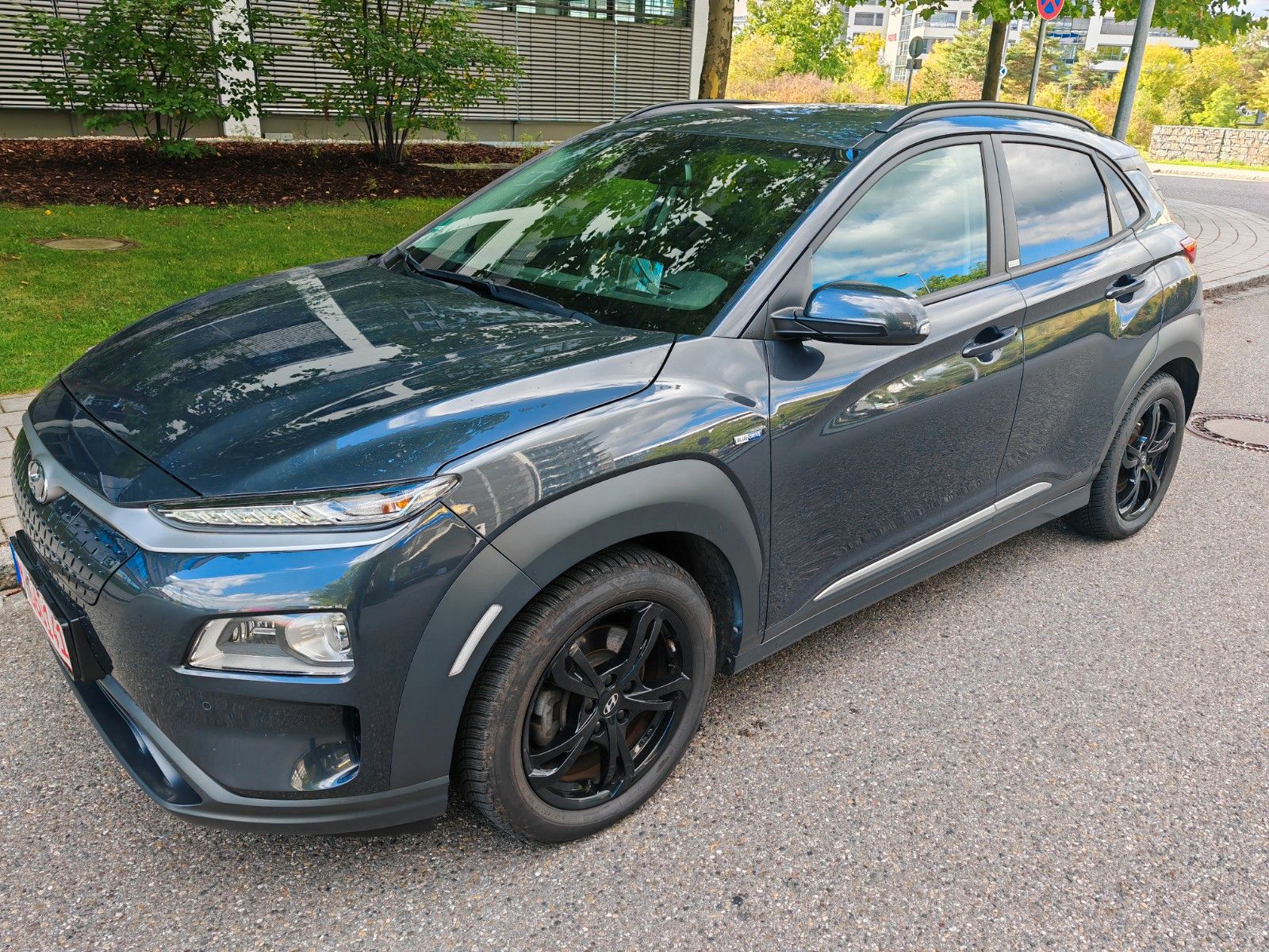 Hyundai Kona Style Elektro 2WD -VOLLAUSSTATTUNG- 8 x Alu imagem 2